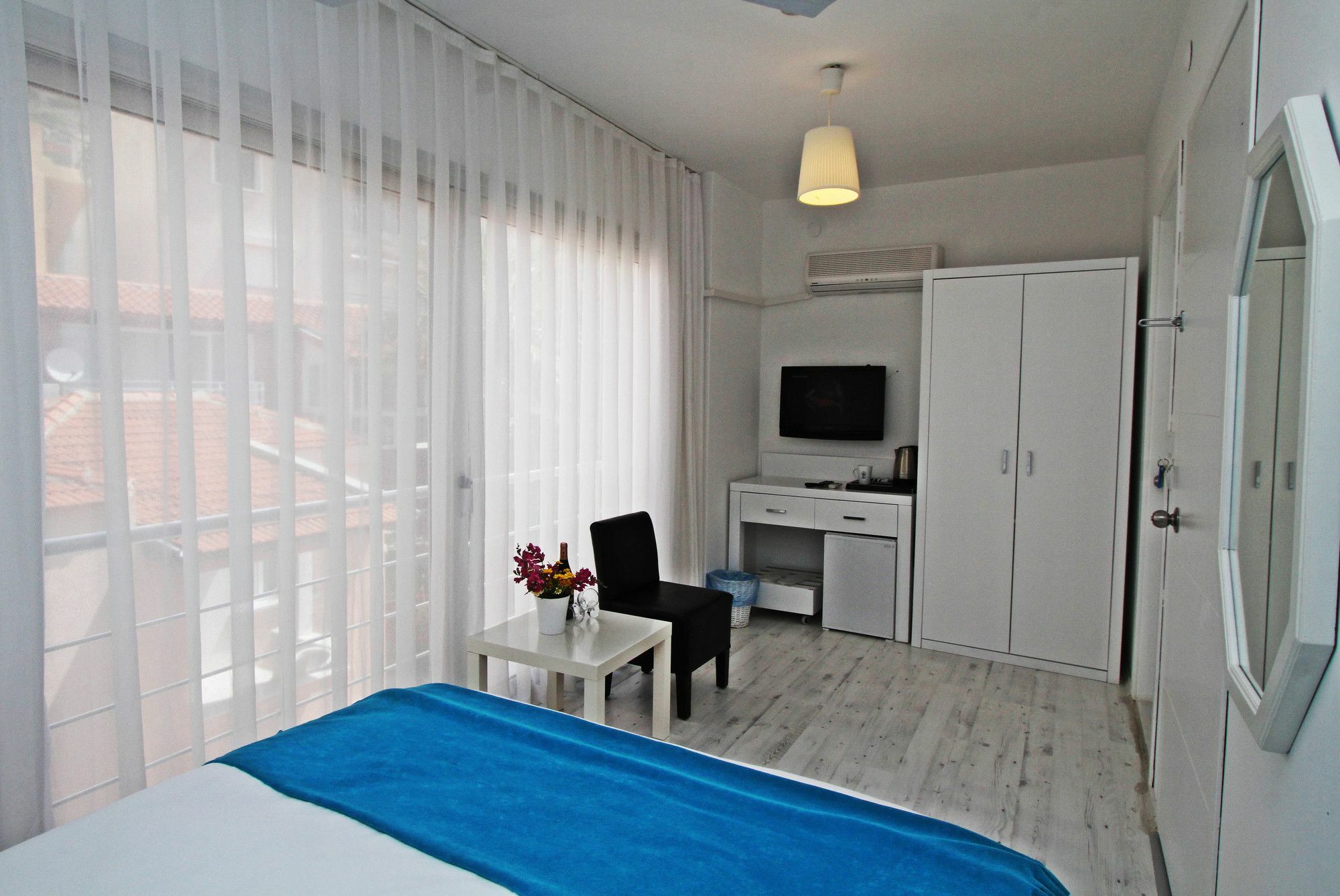 Larimar Boutique Hotel Чешме Екстер'єр фото
